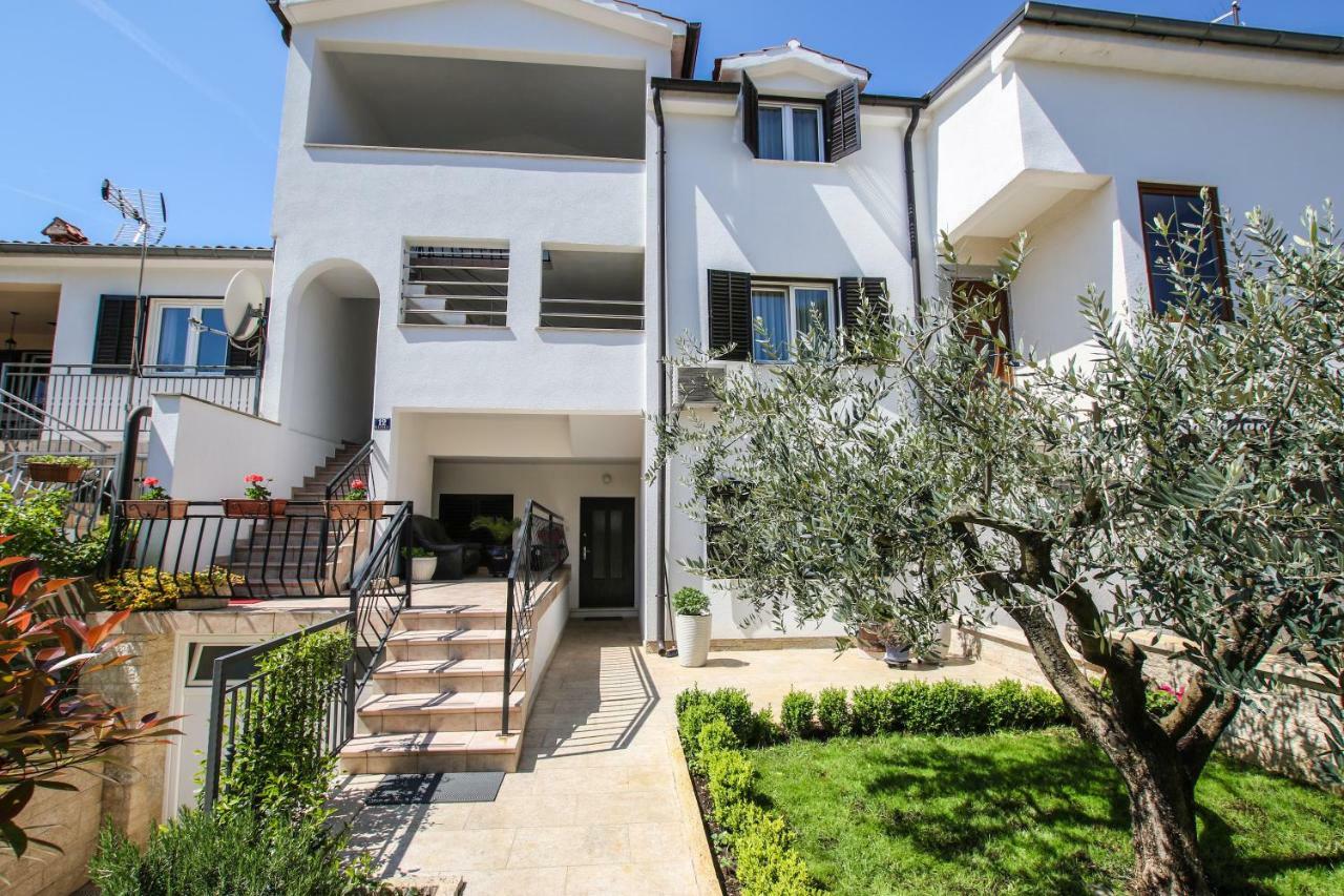 Apartmani Ljubica Poreč Buitenkant foto