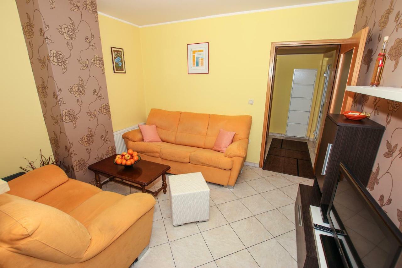 Apartmani Ljubica Poreč Buitenkant foto